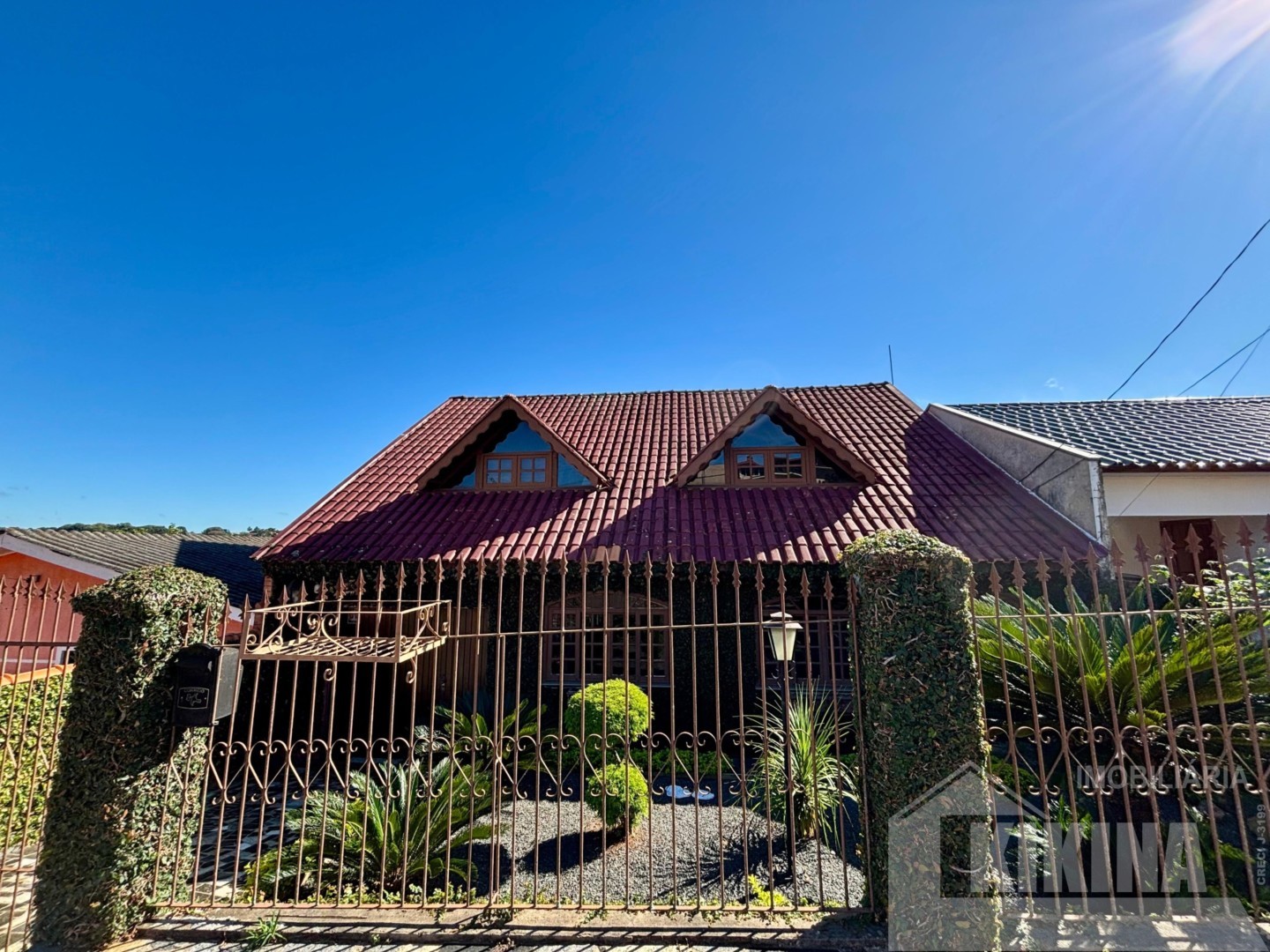 Casa à venda em Contorno, Ponta Grossa — Portal Chave Fácil