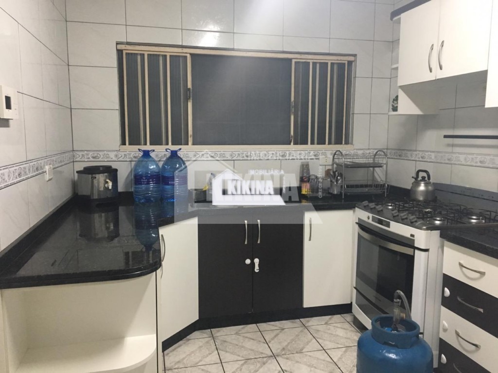 Casa à venda em Oficinas, Ponta Grossa — Portal Chave Fácil