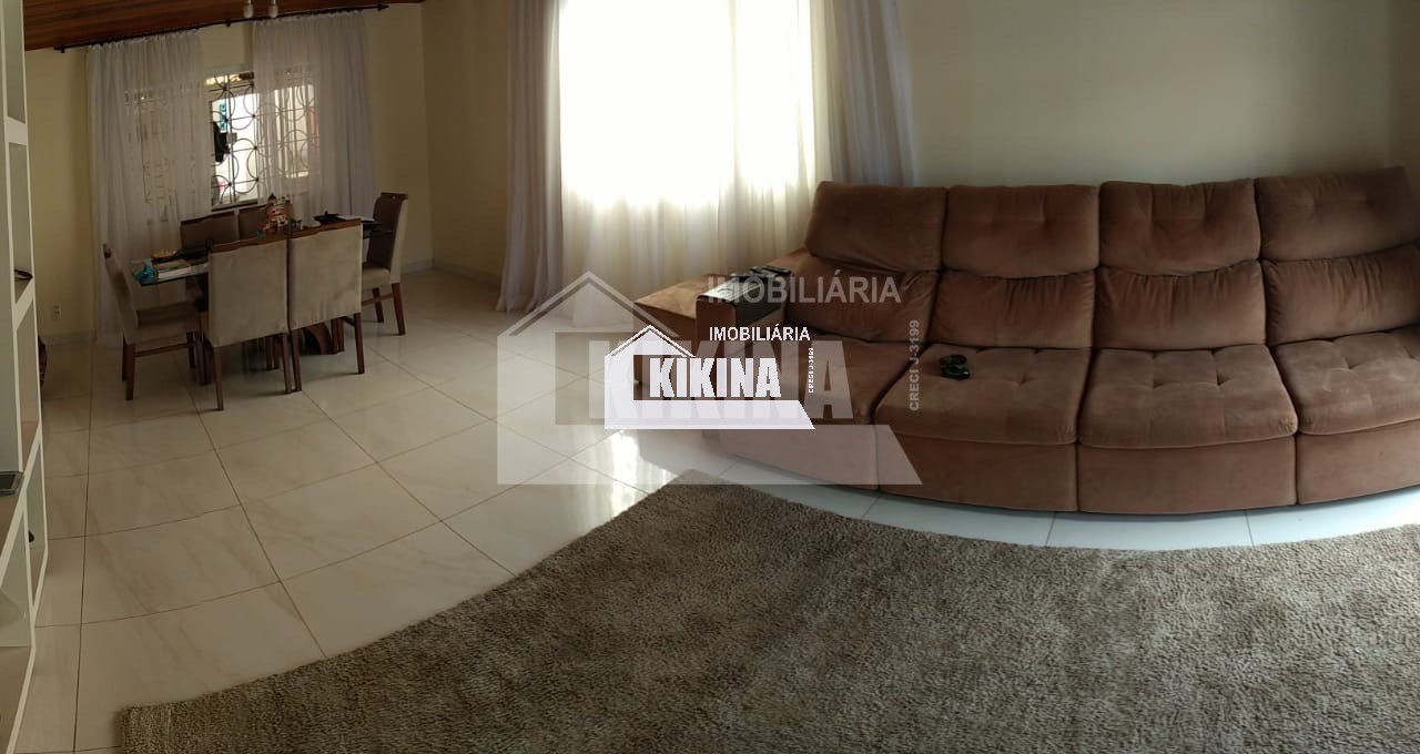 Casa à venda em Orfas, Ponta Grossa — Portal Chave Fácil