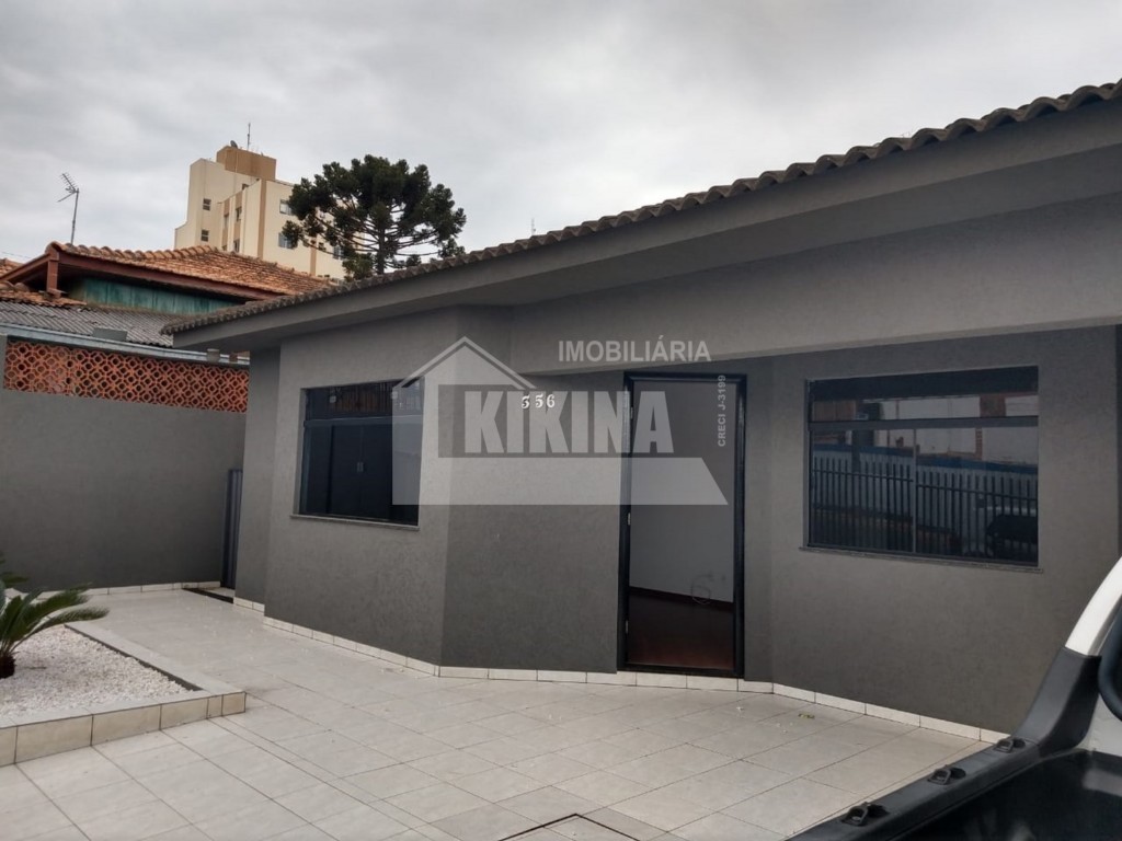 Casa à venda em Centro, Ponta Grossa — Portal Chave Fácil
