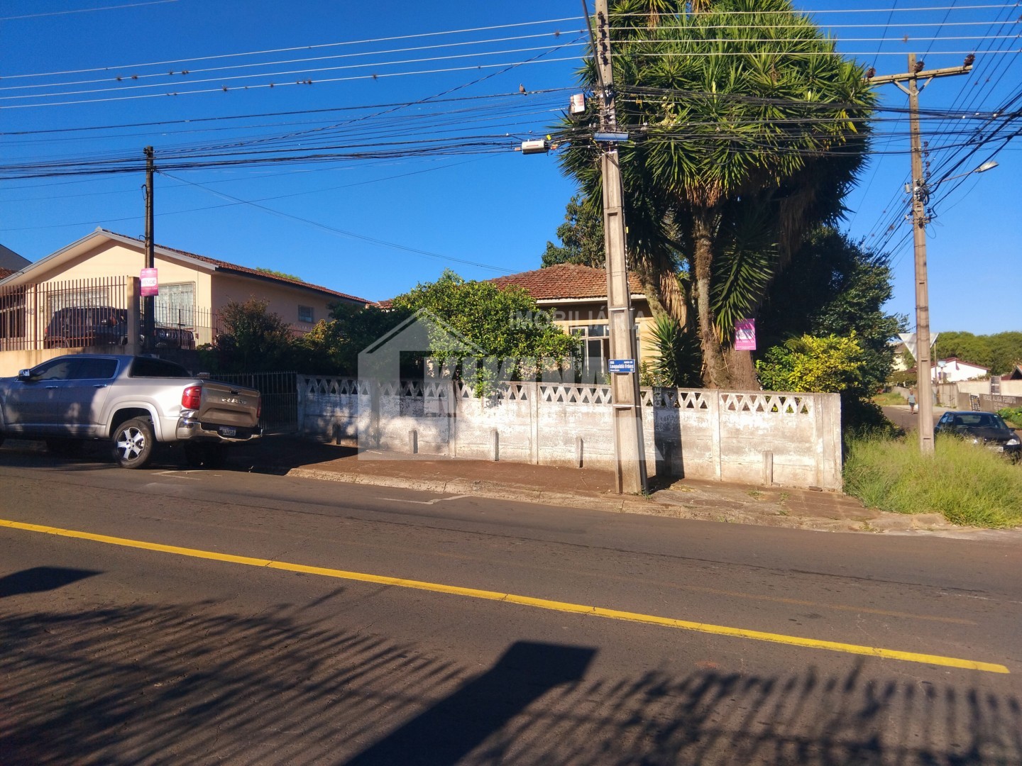 Casa à venda em Uvaranas, Ponta Grossa — Portal Chave Fácil
