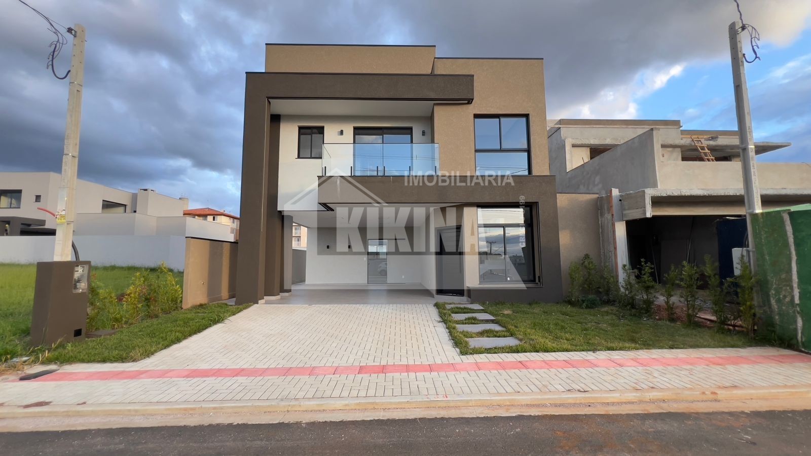 Casa à venda em Uvaranas, Ponta Grossa — Portal Chave Fácil