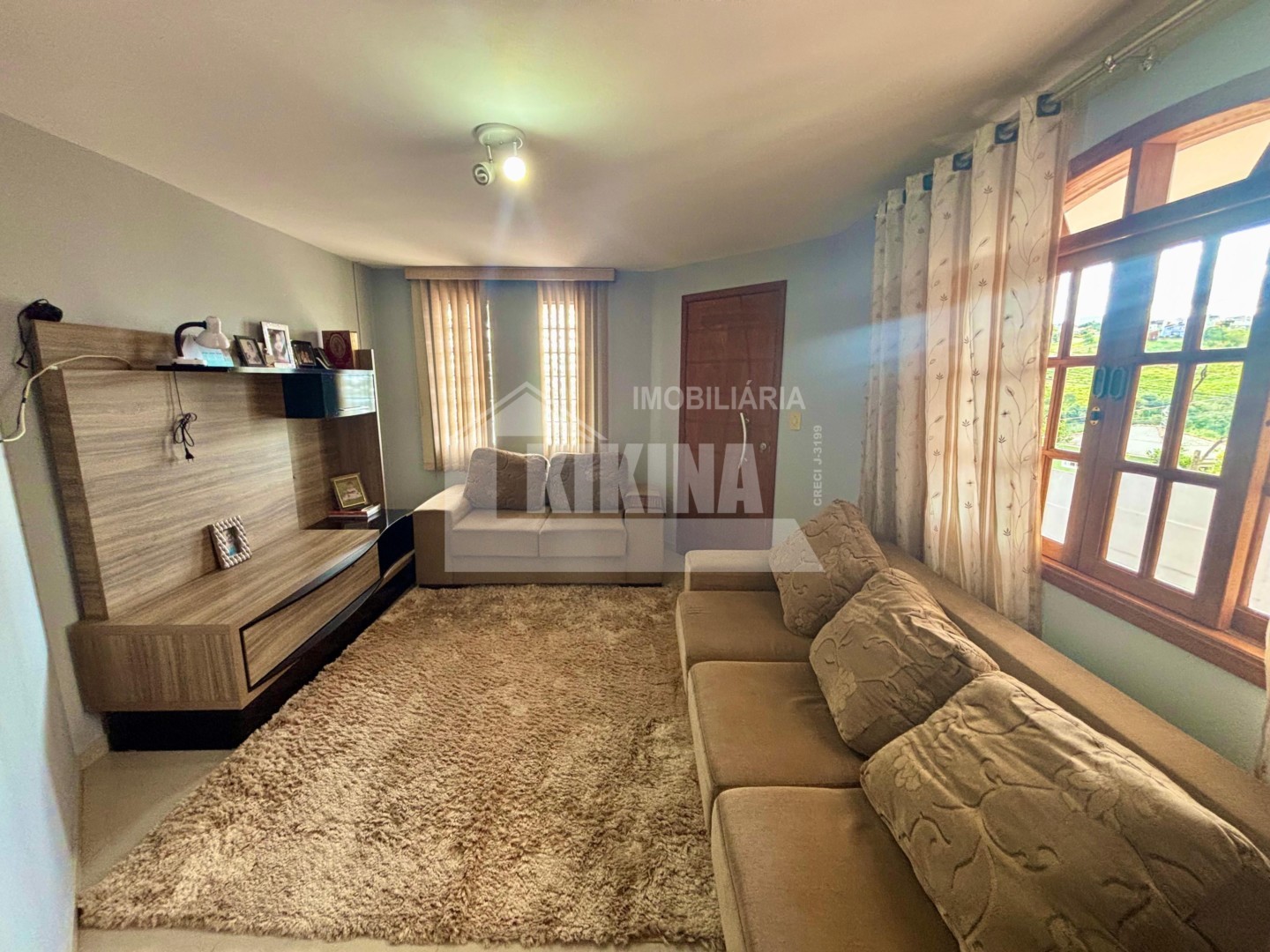 Casa à venda em Contorno, Ponta Grossa — Portal Chave Fácil