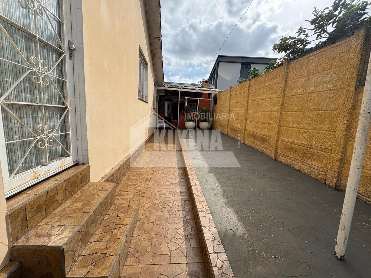 Casa à venda em Oficinas, Ponta Grossa — Portal Chave Fácil