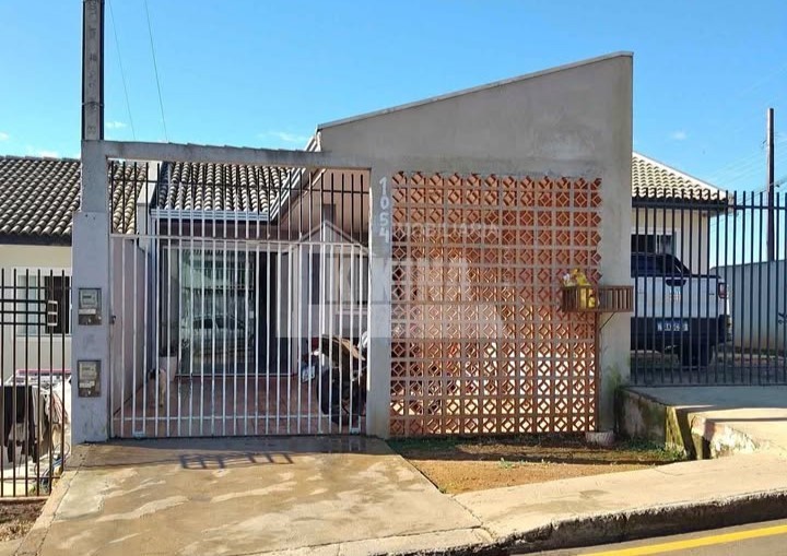 Casa à venda em Piriquitos, Ponta Grossa — Portal Chave Fácil