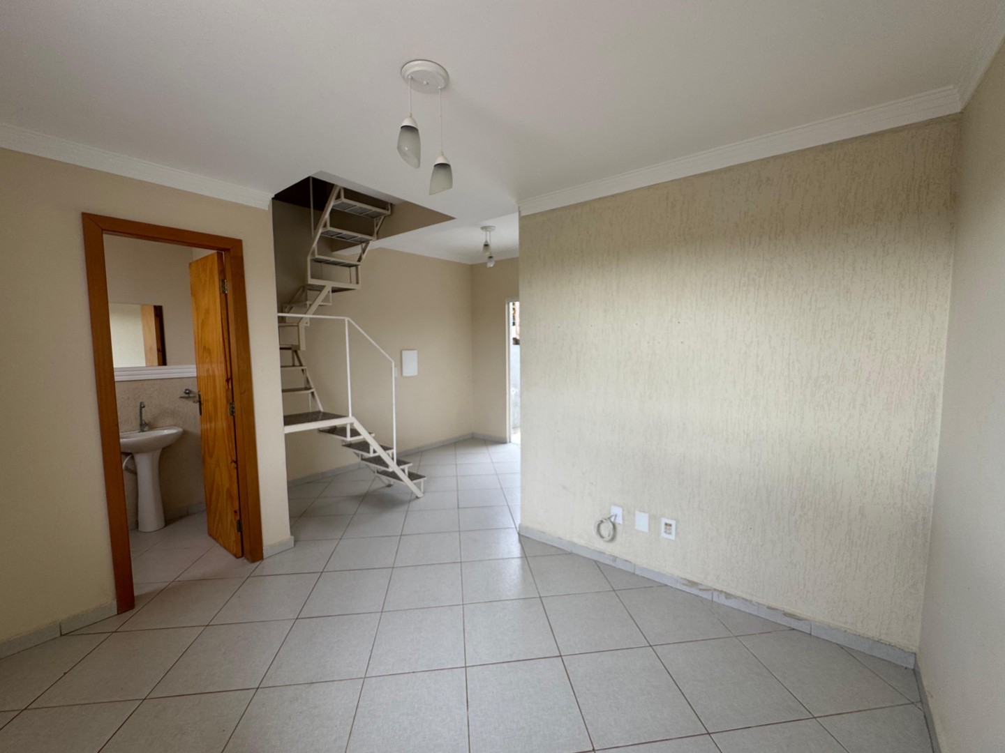 Casa para alugar em Uvaranas, Ponta Grossa — Portal Chave Fácil