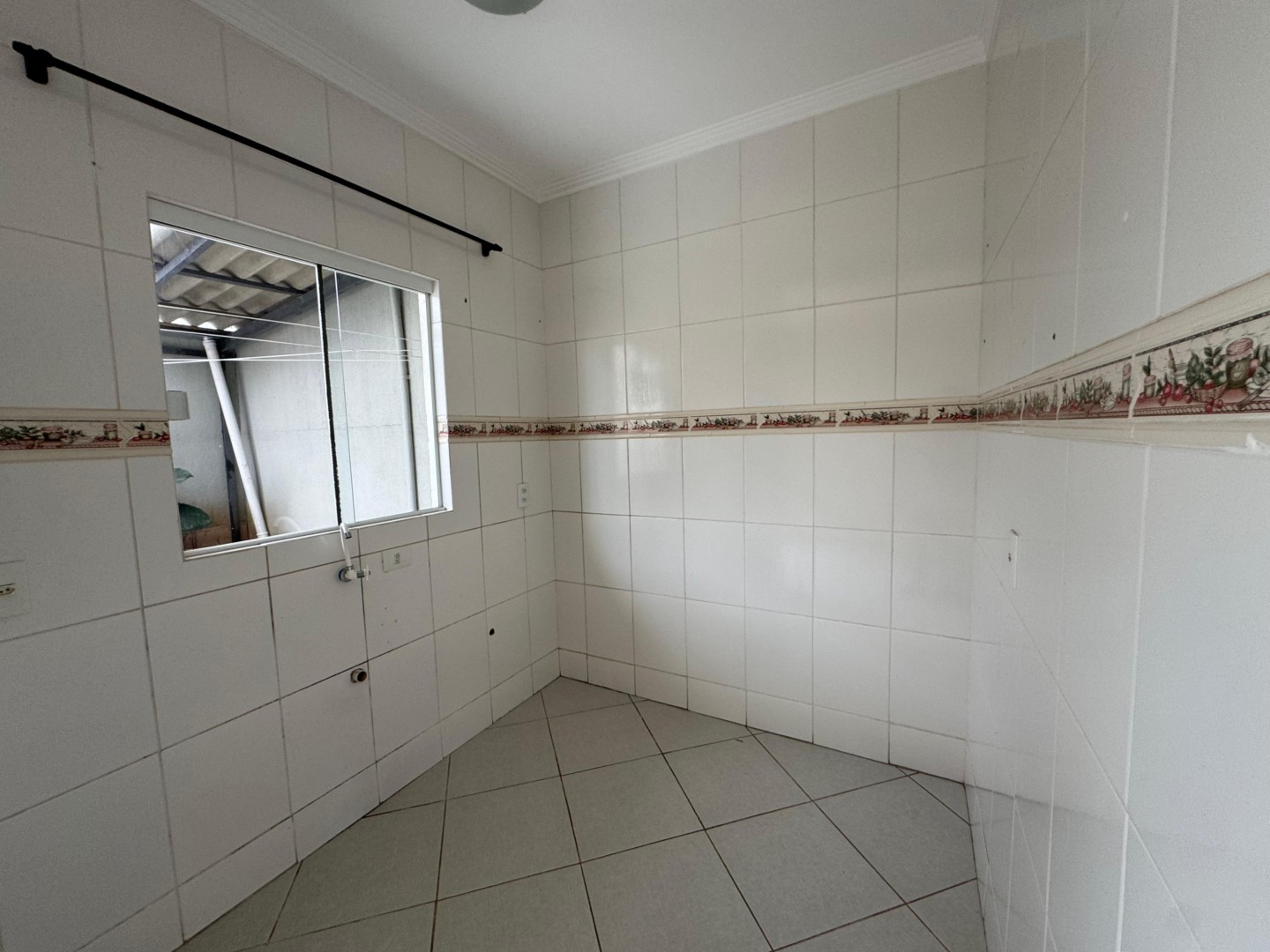 Casa para alugar em Uvaranas, Ponta Grossa — Portal Chave Fácil