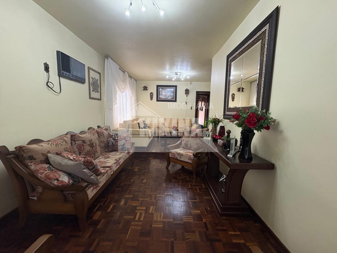 Casa à venda em Jardim Carvalho, Ponta Grossa — Portal Chave Fácil