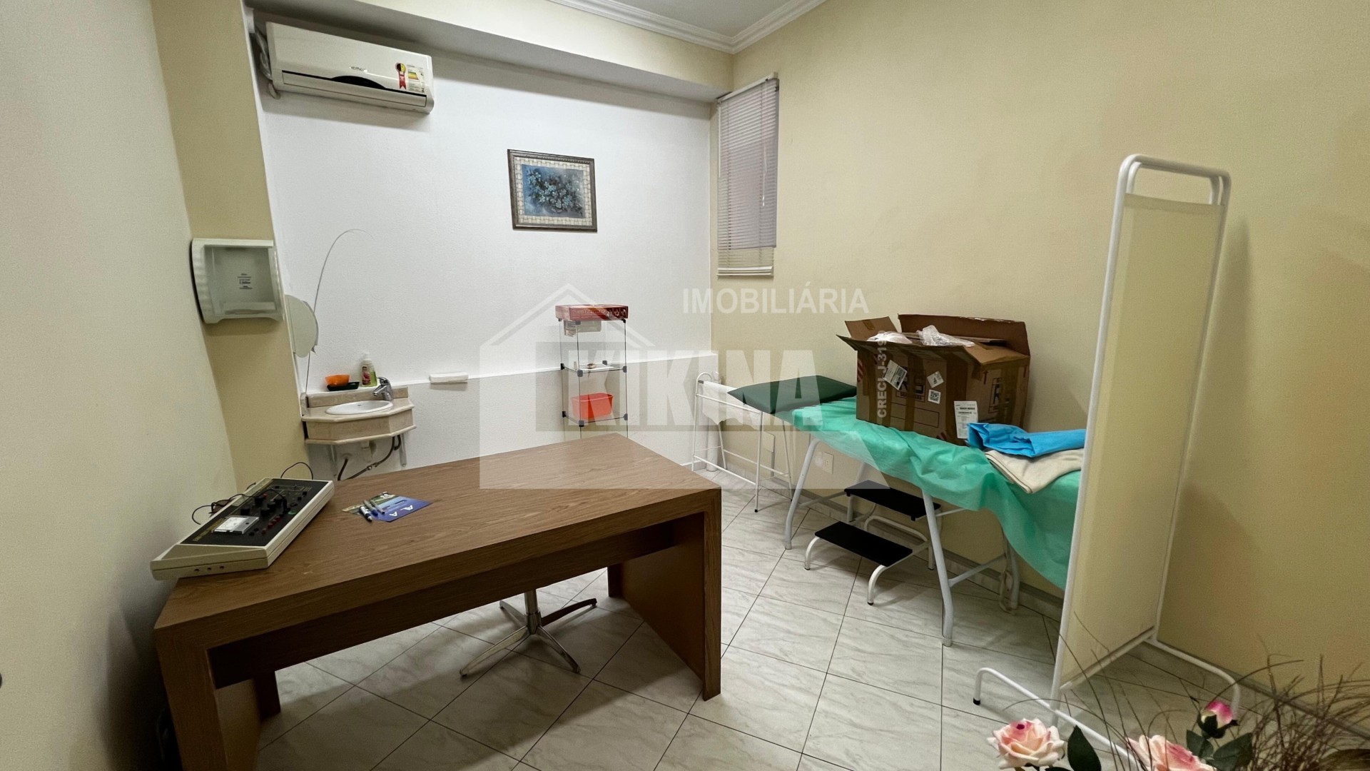 Sala/Conjunto Comercial para alugar em Centro, Ponta Grossa — Portal Chave Fácil