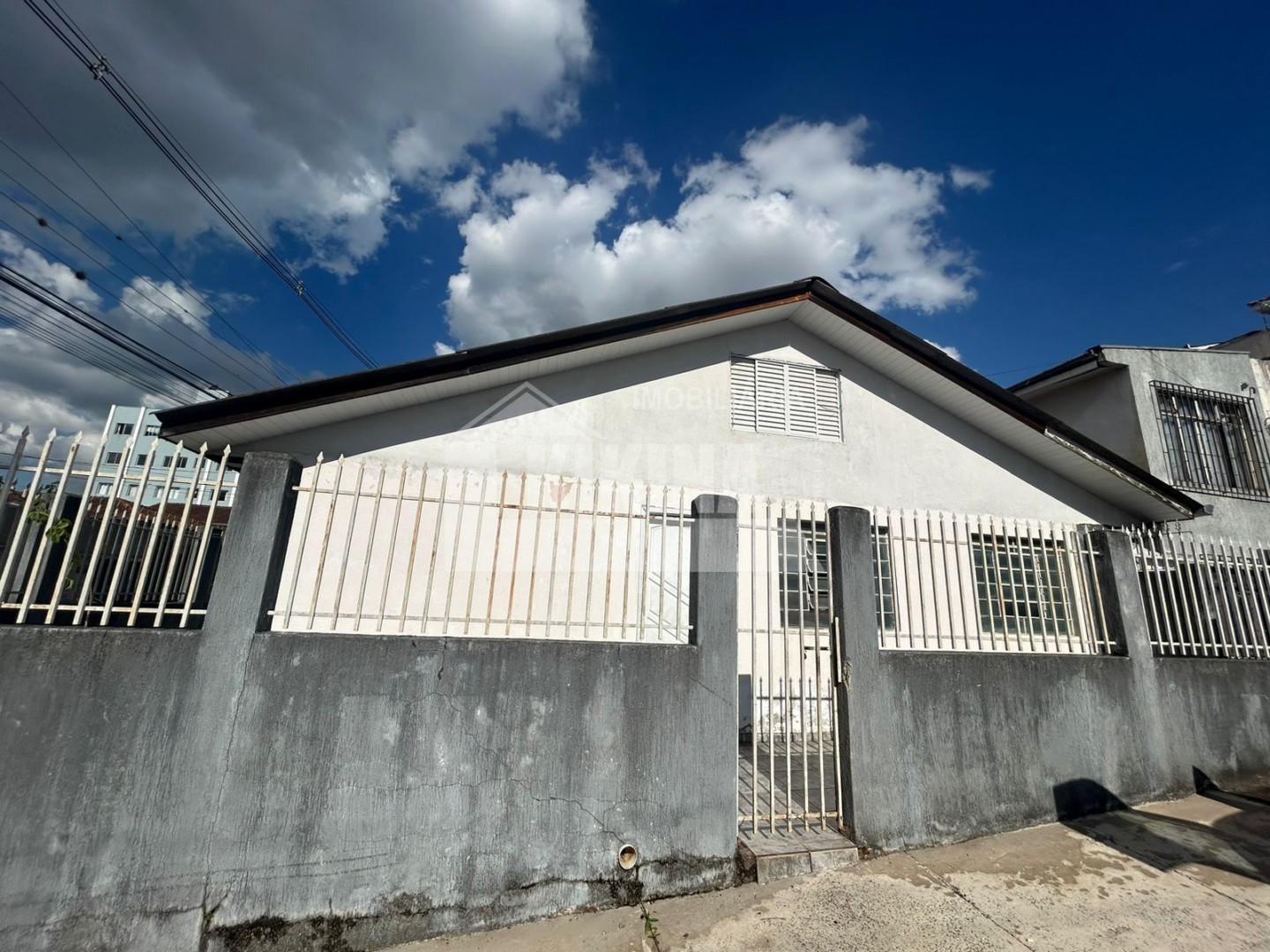 Casa à venda em Centro, Ponta Grossa — Portal Chave Fácil
