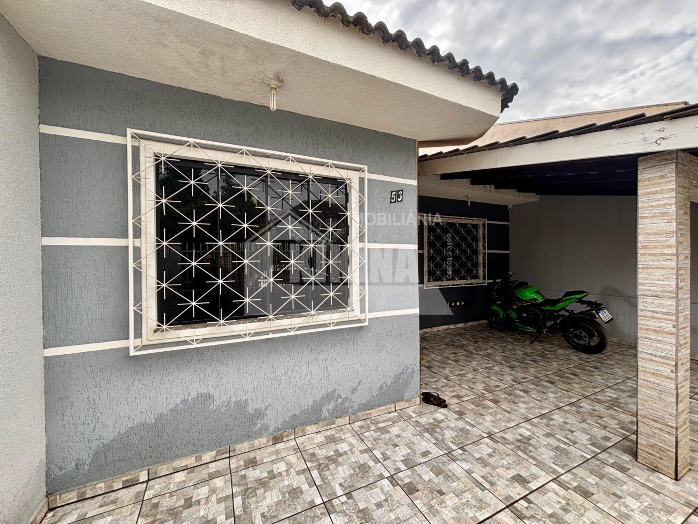 Casa à venda em Uvaranas, Ponta Grossa — Portal Chave Fácil
