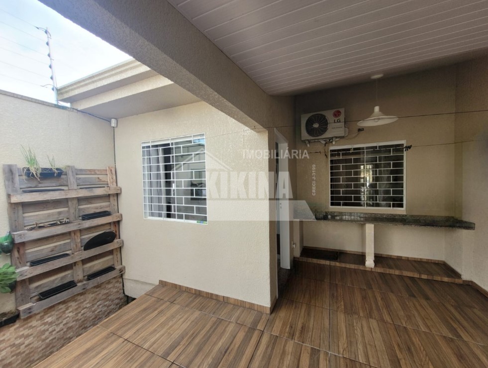 Casa à venda em Uvaranas, Ponta Grossa — Portal Chave Fácil