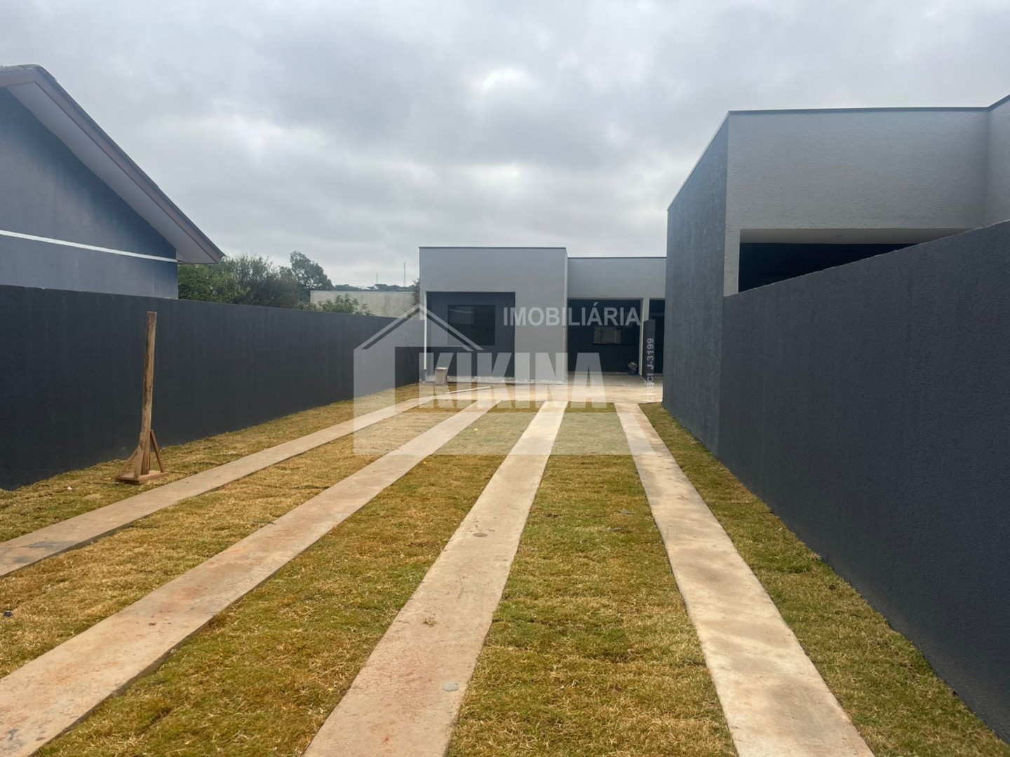Casa à venda em Oficinas, Ponta Grossa — Portal Chave Fácil