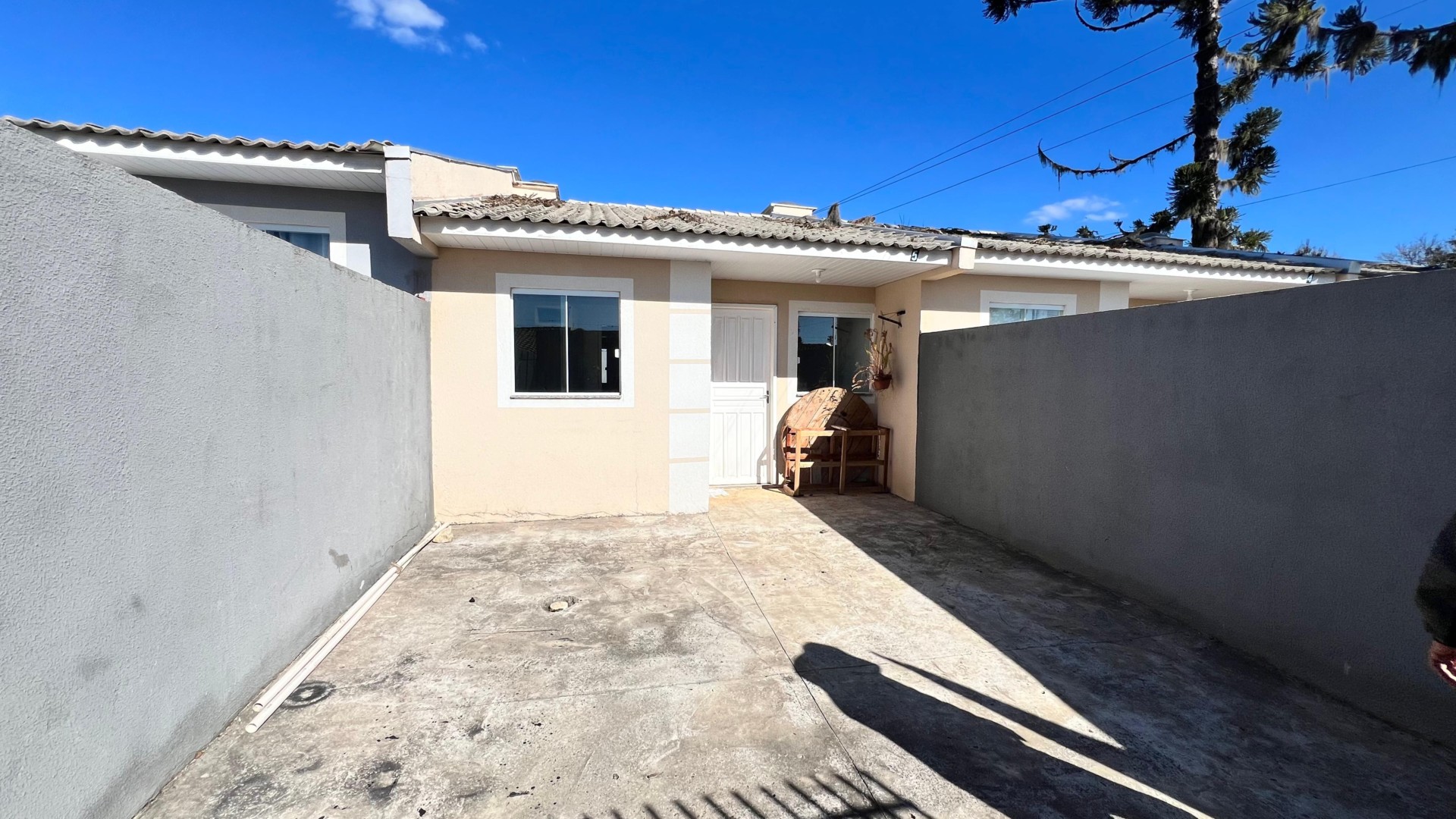 Casa para alugar em Colonia Dona Luiza, Ponta Grossa — Portal Chave Fácil