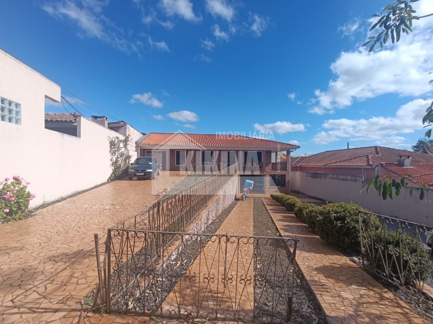 Casa à venda em Boa Vista, Ponta Grossa — Portal Chave Fácil