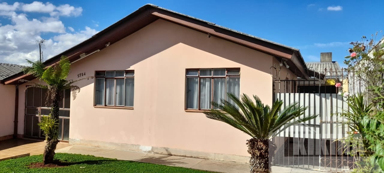 Casa à venda em Uvaranas, Ponta Grossa — Portal Chave Fácil