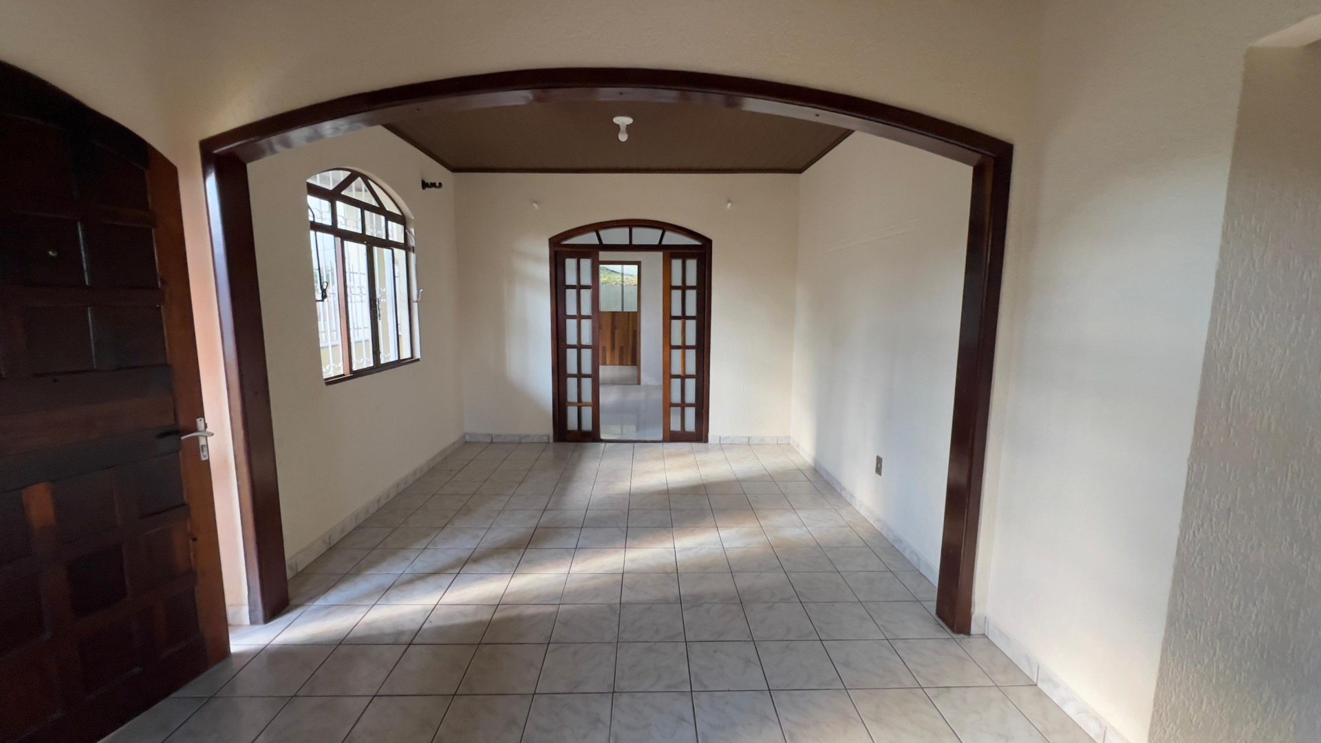 Casa para alugar em Uvaranas, Ponta Grossa — Portal Chave Fácil