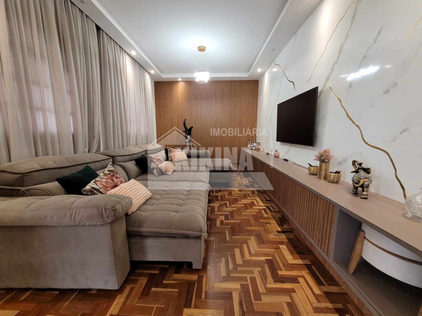 Casa à venda em Uvaranas, Ponta Grossa — Portal Chave Fácil