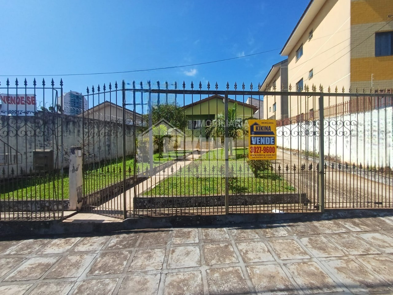 Casa à venda em Uvaranas, Ponta Grossa — Portal Chave Fácil