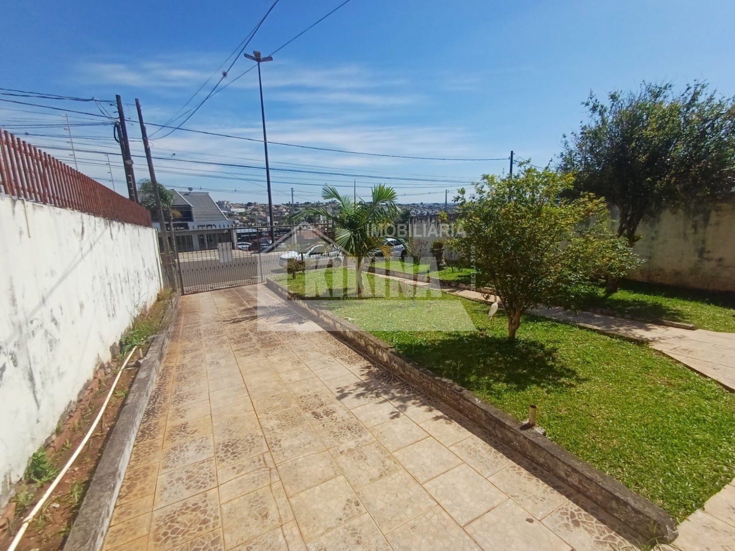 Casa à venda em Uvaranas, Ponta Grossa — Portal Chave Fácil