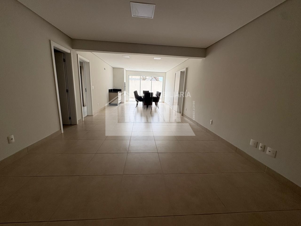 Apartamento à venda em Centro, Ponta Grossa — Portal Chave Fácil