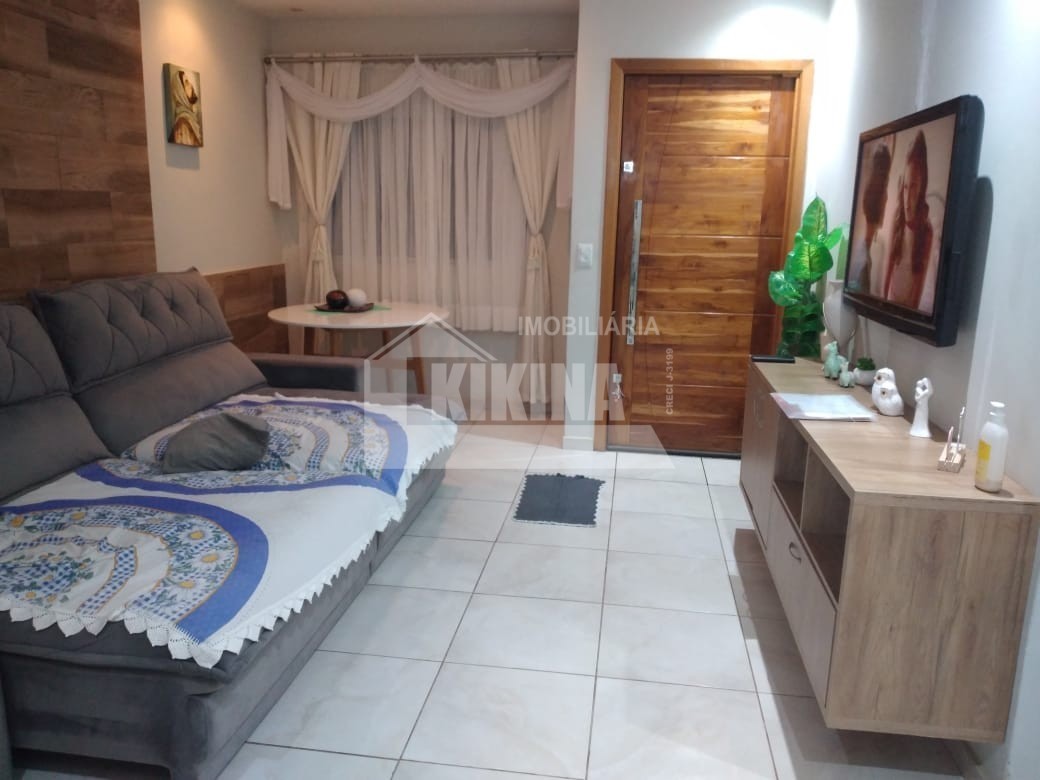 Casa à venda em Uvaranas, Ponta Grossa — Portal Chave Fácil