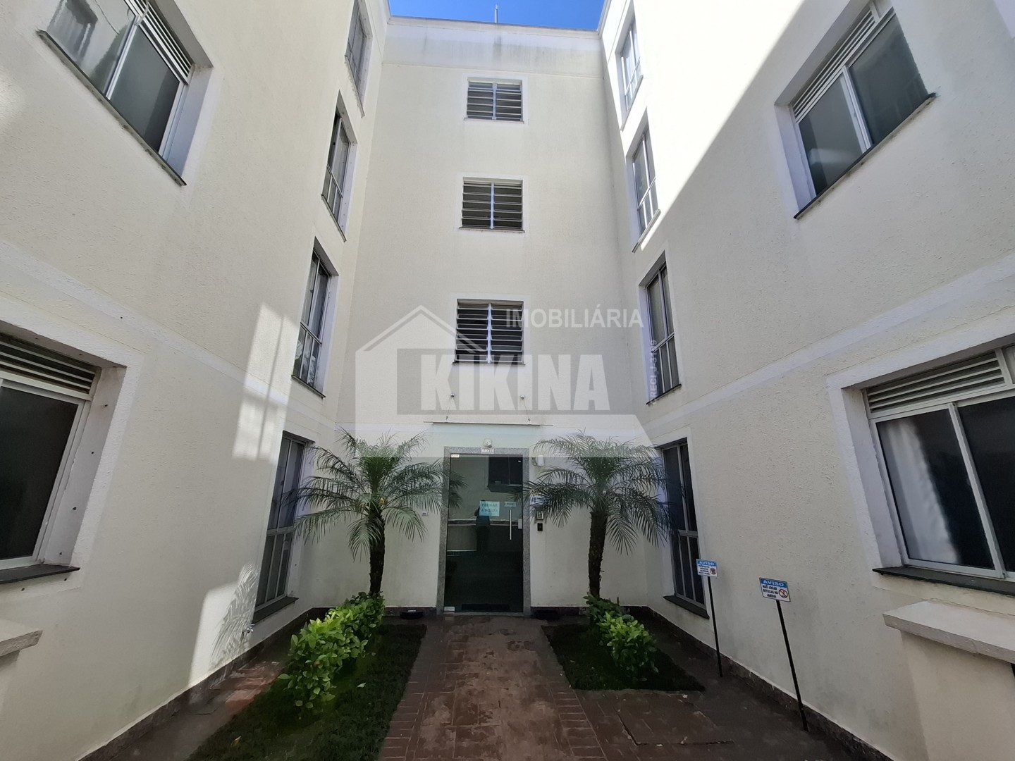 Apartamento à venda em Uvaranas, Ponta Grossa — Portal Chave Fácil
