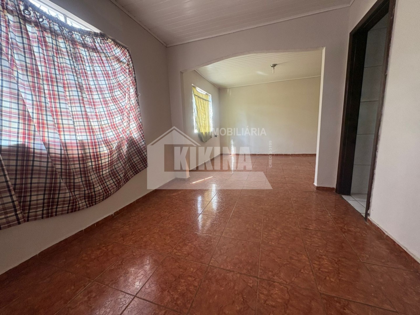 Casa à venda em Uvaranas, Ponta Grossa — Portal Chave Fácil