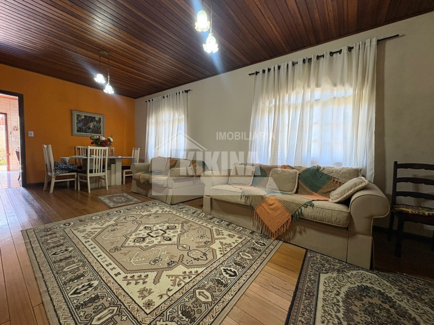 Casa à venda em Uvaranas, Ponta Grossa — Portal Chave Fácil