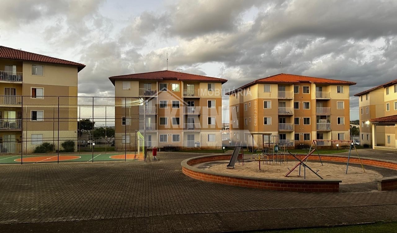 Apartamento à venda em Uvaranas, Ponta Grossa — Portal Chave Fácil
