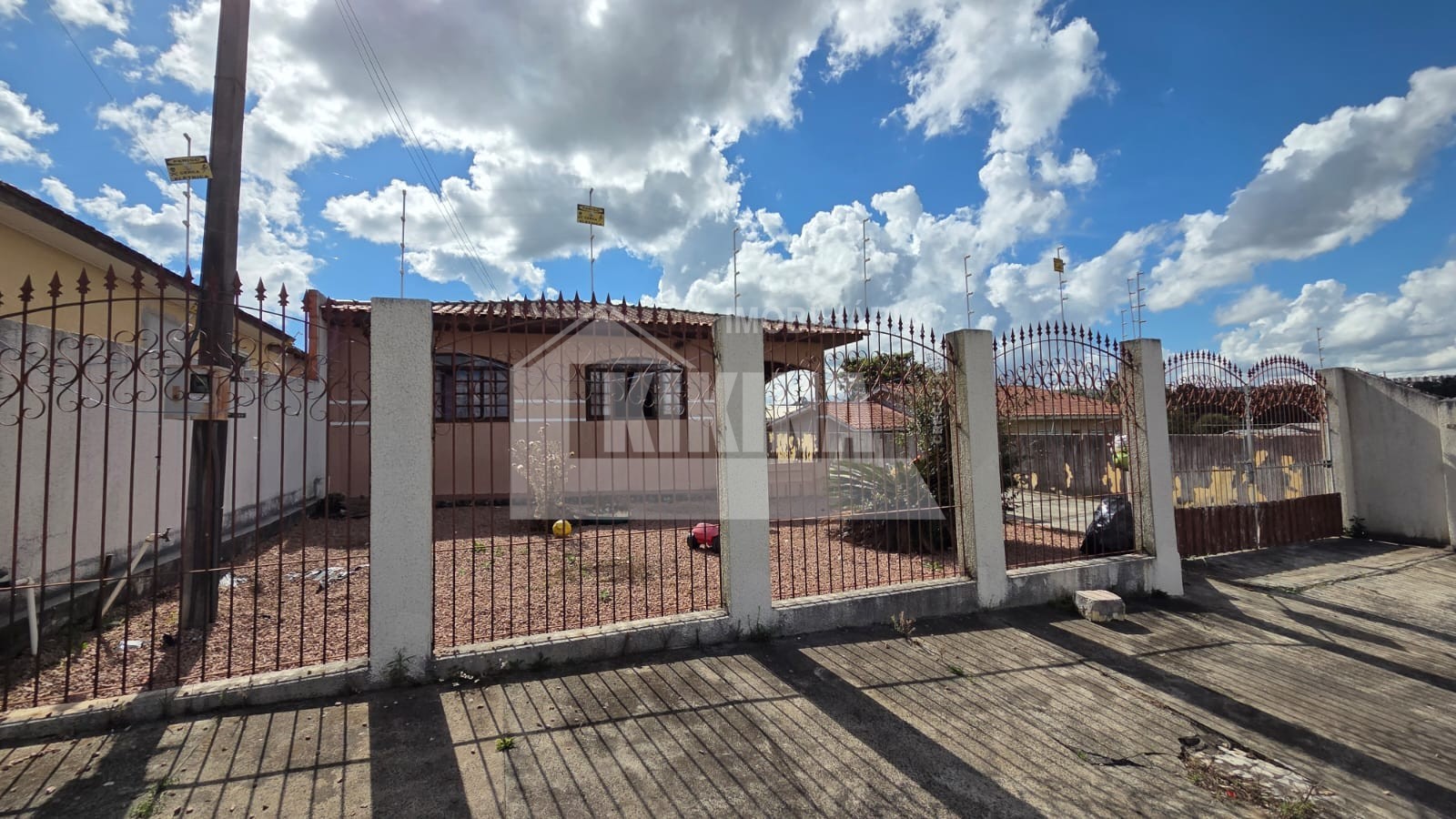 Casa à venda em Contorno, Ponta Grossa — Portal Chave Fácil