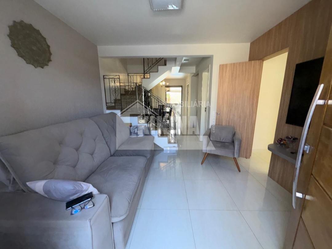 Sobrado à venda em Jardim Carvalho, Ponta Grossa — Portal Chave Fácil