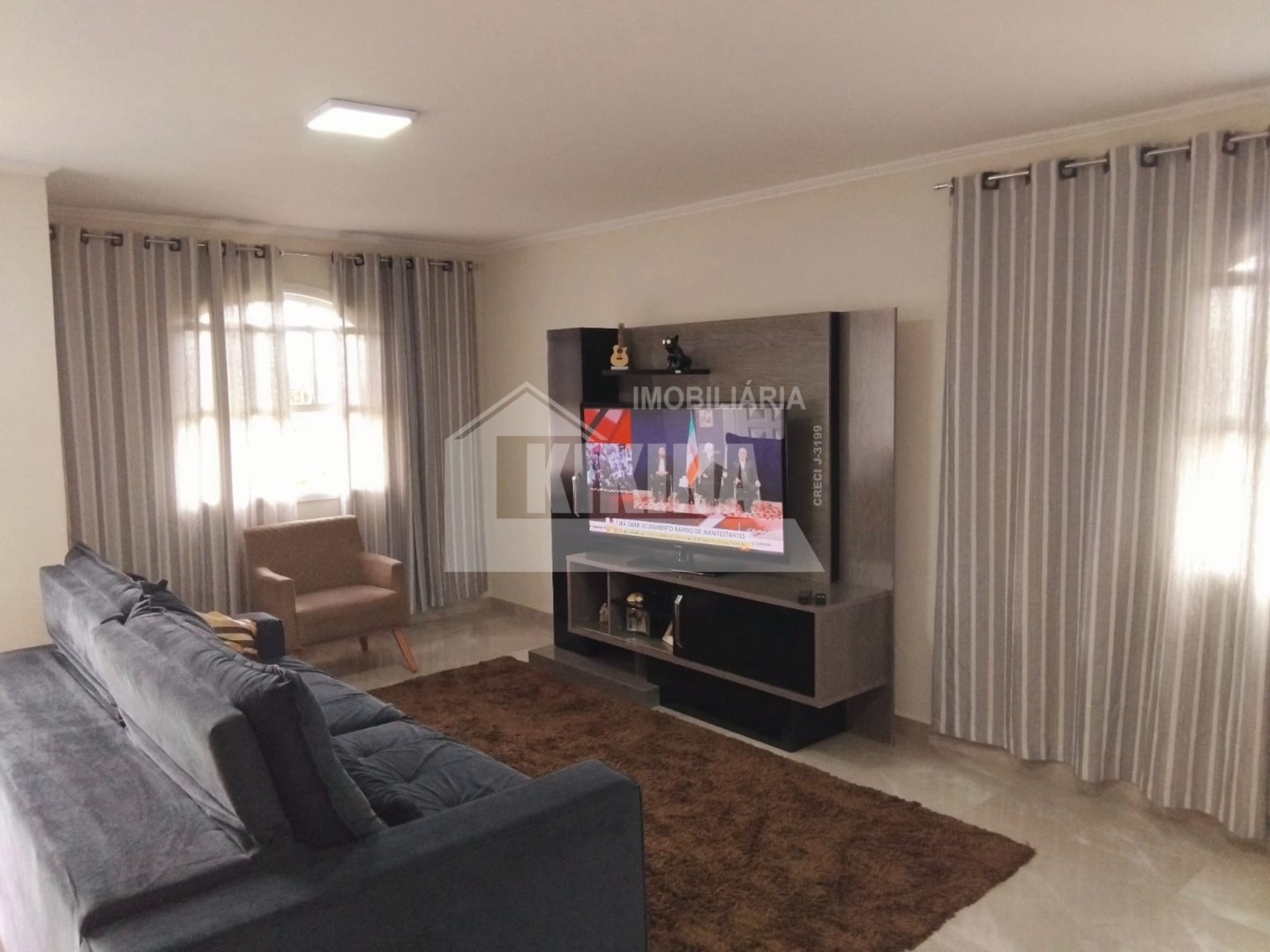 Casa à venda em Uvaranas, Ponta Grossa — Portal Chave Fácil
