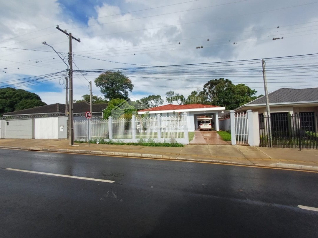 Casa à venda em Uvaranas, Ponta Grossa — Portal Chave Fácil