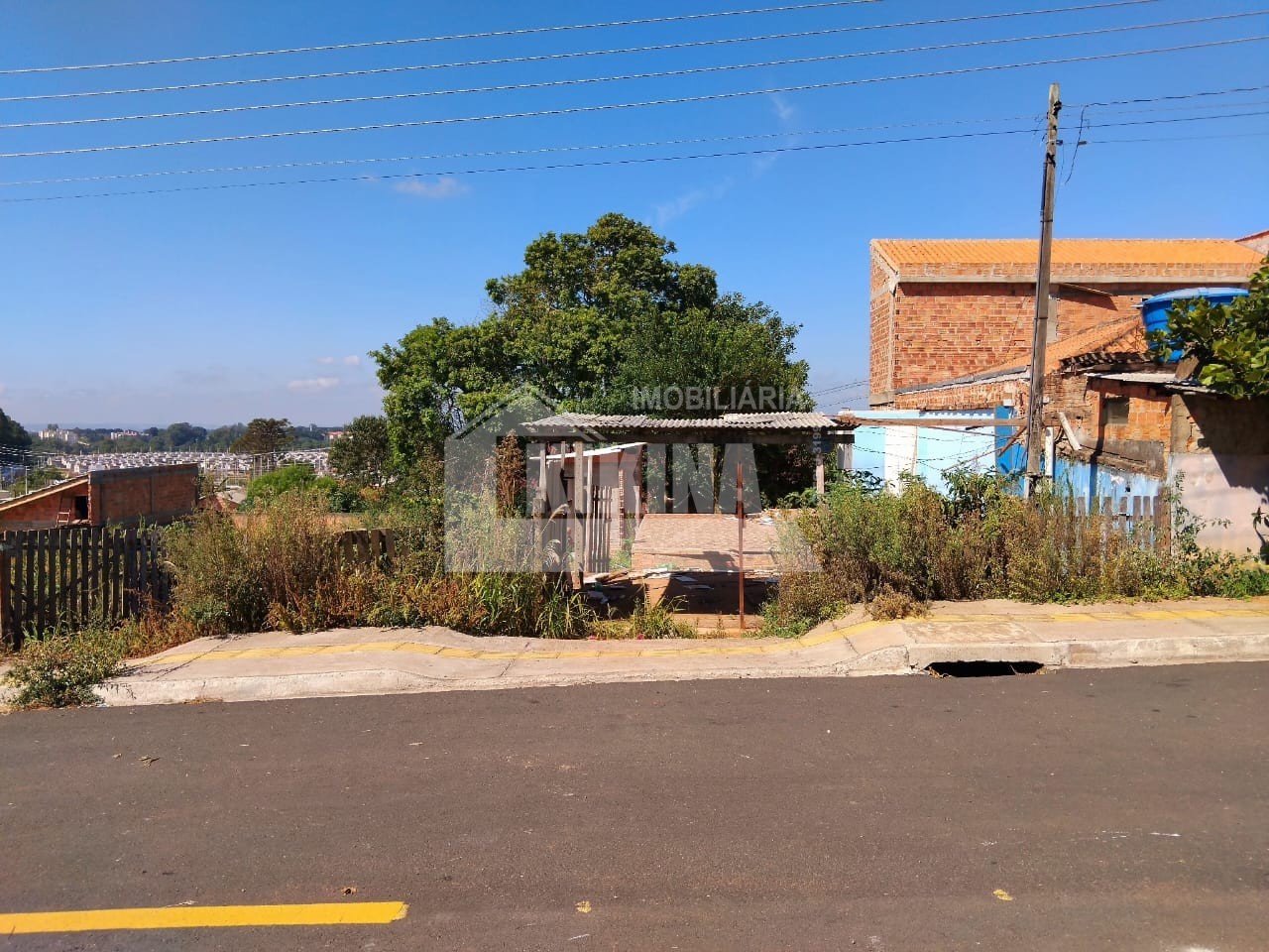 Terreno/Área à venda em Curitiba — Portal Chave Fácil