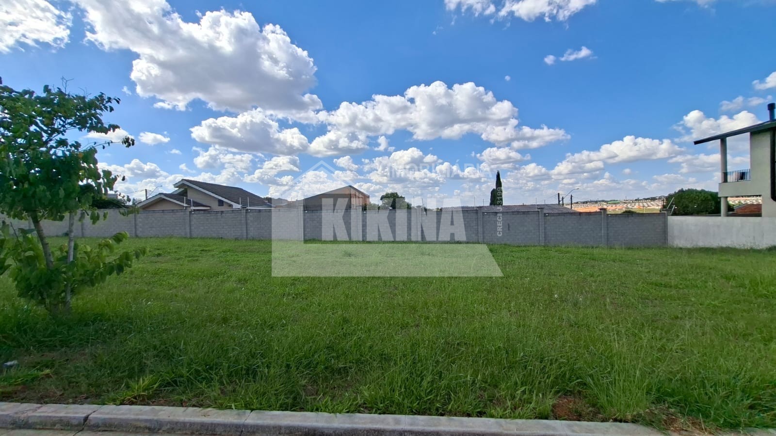 Terreno/Área à venda em Uvaranas, Ponta Grossa — Portal Chave Fácil