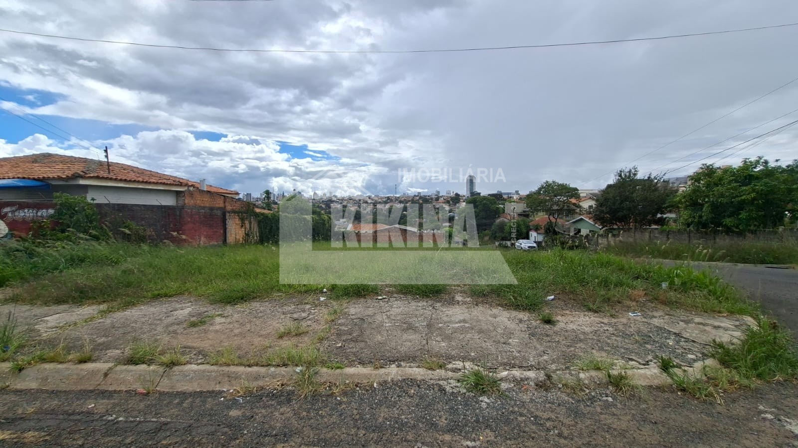 Terreno/Área à venda em Uvaranas, Ponta Grossa — Portal Chave Fácil