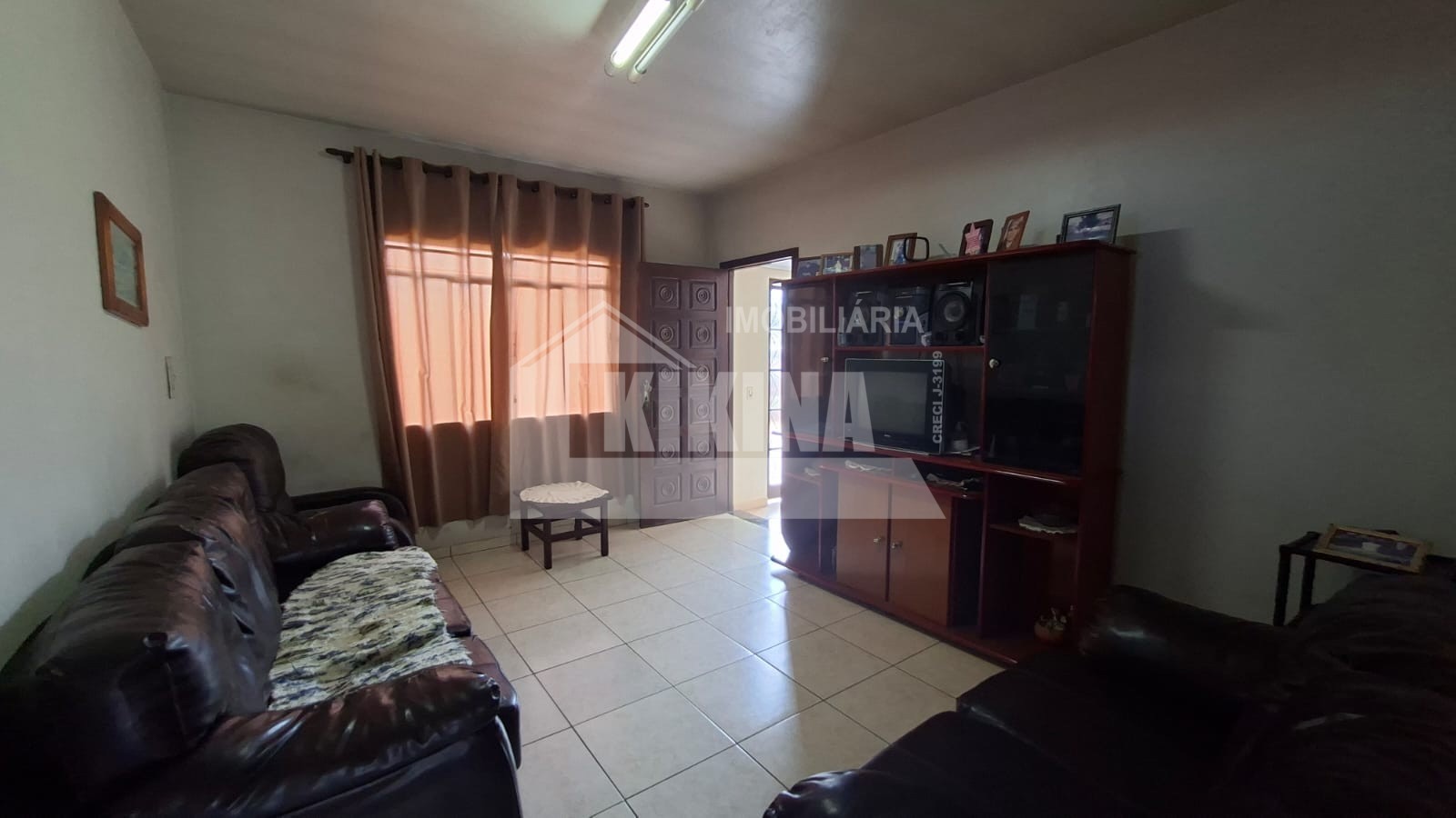 Casa à venda em Uvaranas, Ponta Grossa — Portal Chave Fácil