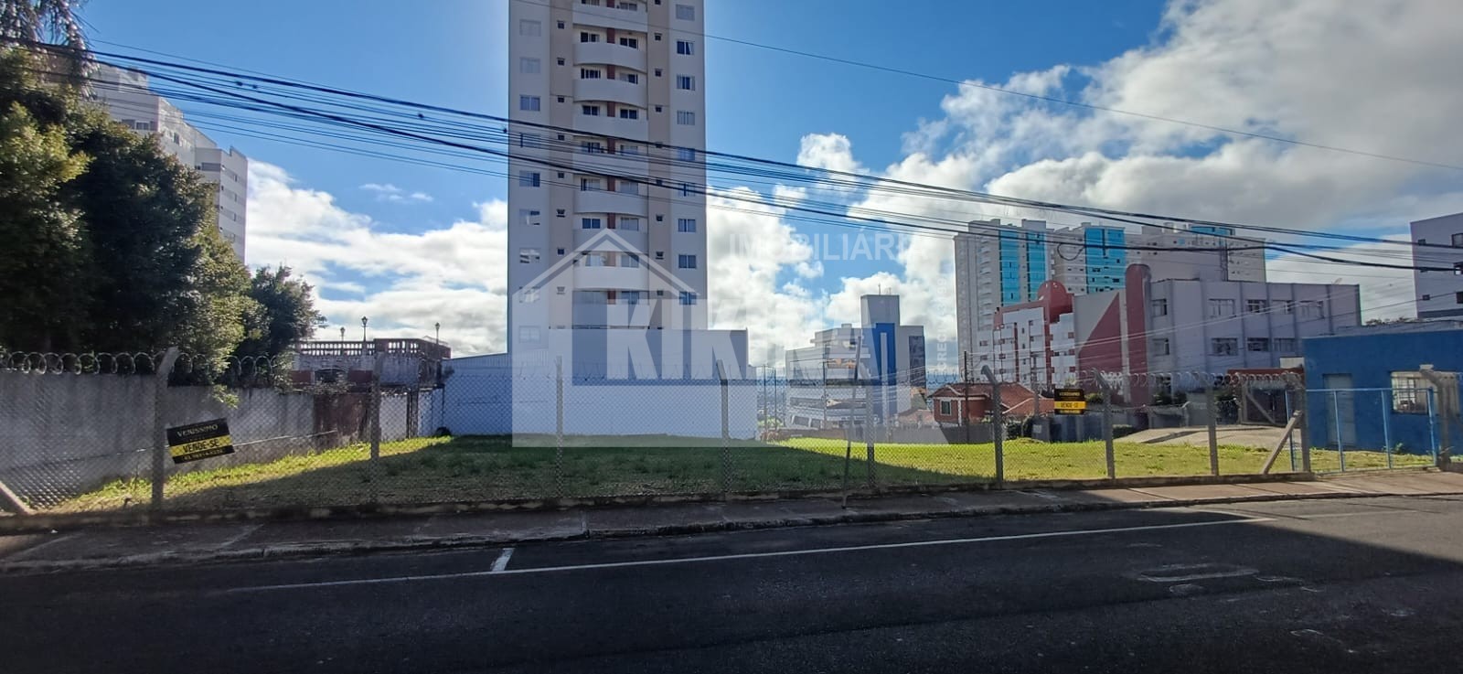 Terreno/Área à venda em Centro, Ponta Grossa — Portal Chave Fácil
