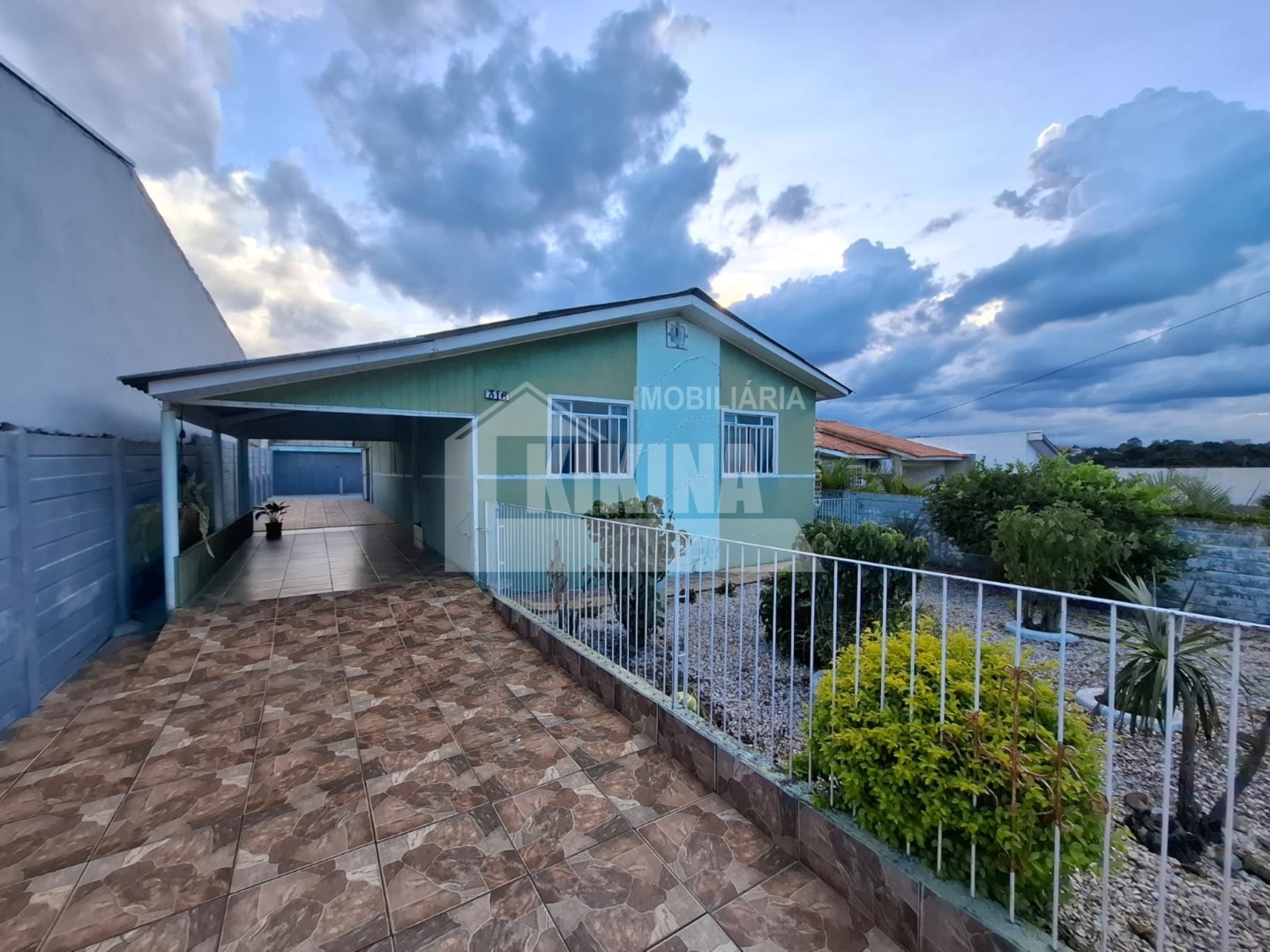 Casa à venda em Neves, Ponta Grossa — Portal Chave Fácil