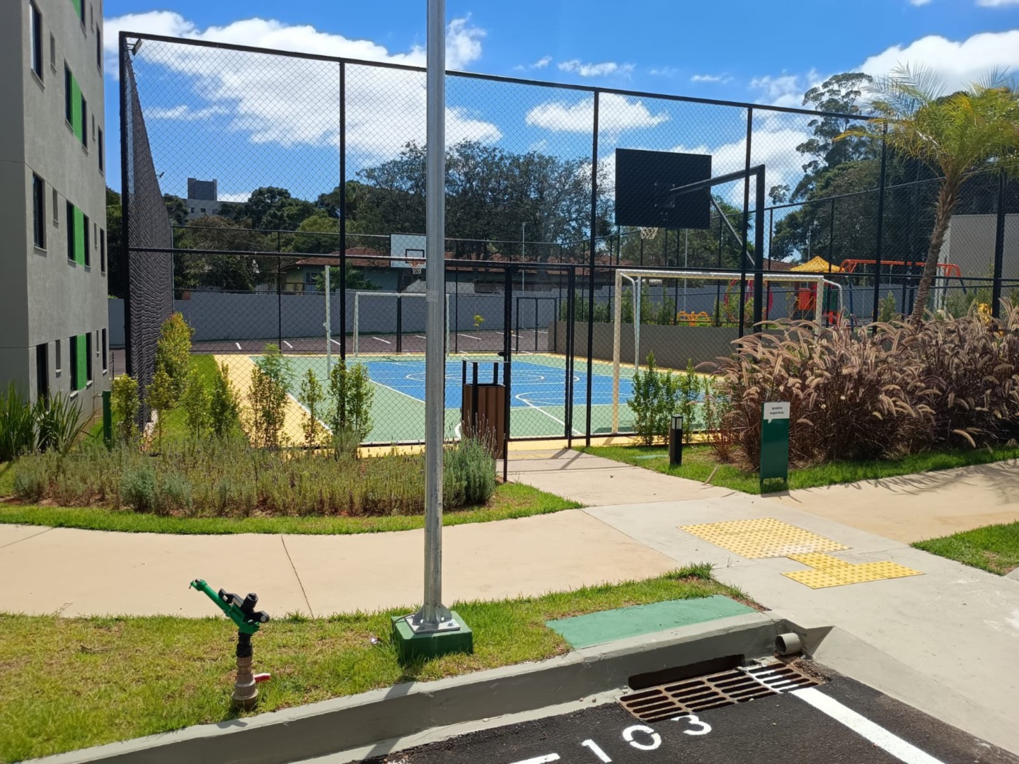 Apartamento à venda em Uvaranas, Ponta Grossa — Portal Chave Fácil