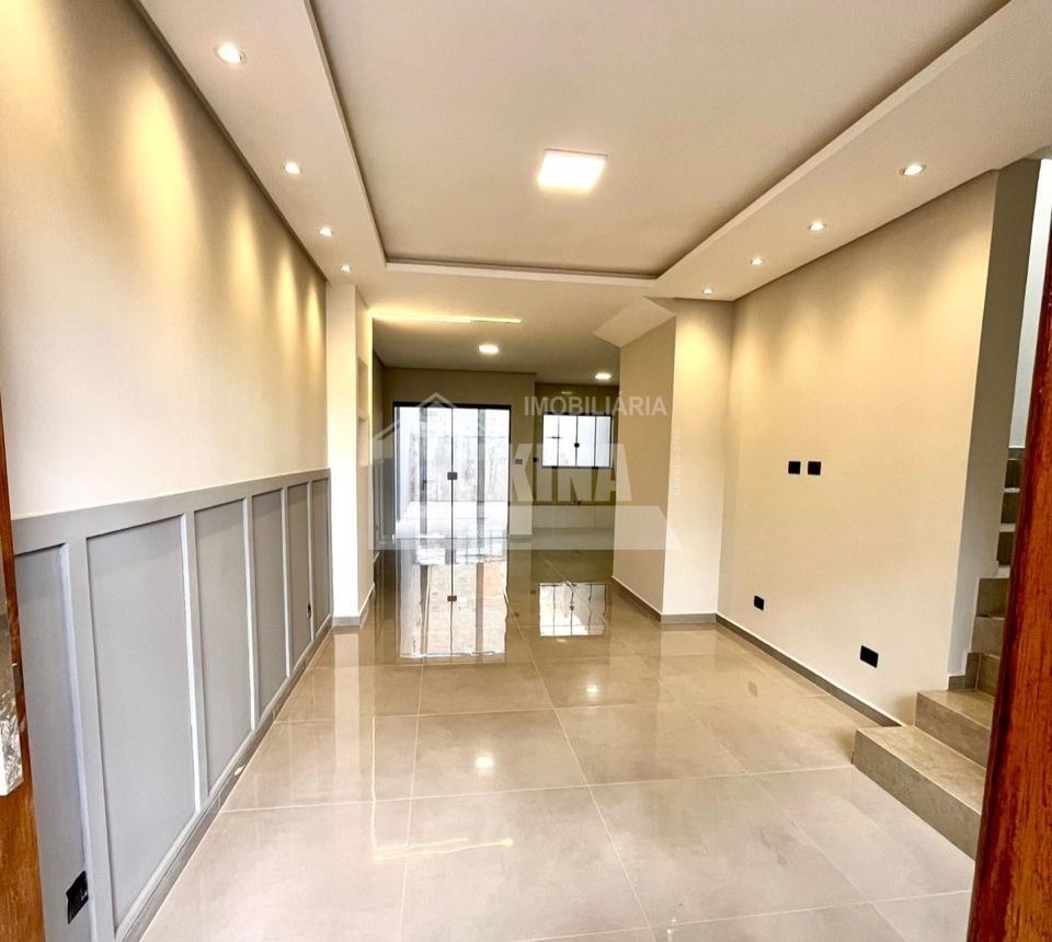 Casa à venda em Uvaranas, Ponta Grossa — Portal Chave Fácil