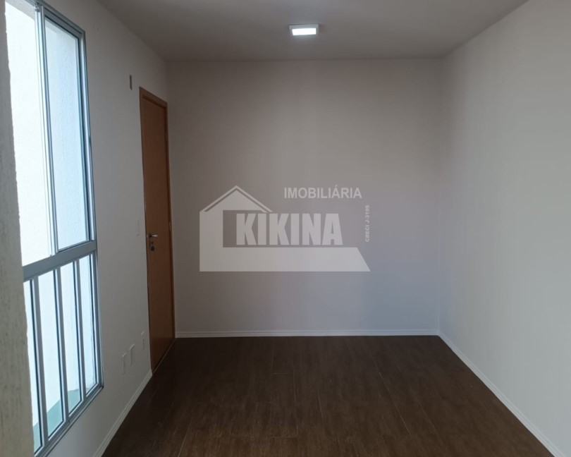 Apartamento à venda em Uvaranas, Ponta Grossa — Portal Chave Fácil