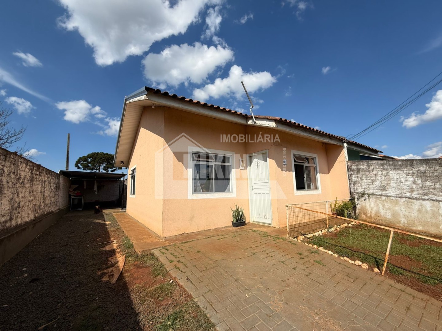 Casa à venda em Uvaranas, Ponta Grossa — Portal Chave Fácil