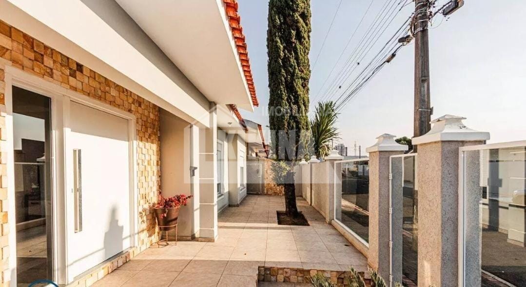 Casa à venda em Orfas, Ponta Grossa — Portal Chave Fácil