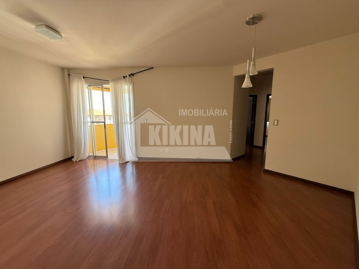 Apartamento à venda em Uvaranas, Ponta Grossa — Portal Chave Fácil