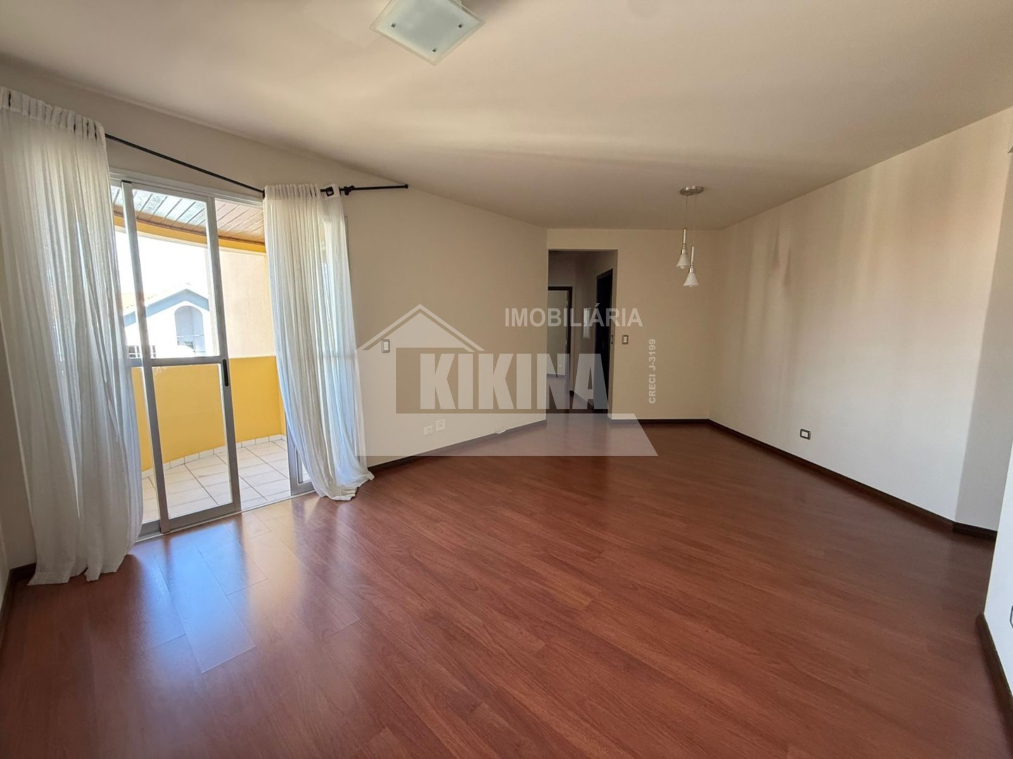 Apartamento à venda em Uvaranas, Ponta Grossa — Portal Chave Fácil