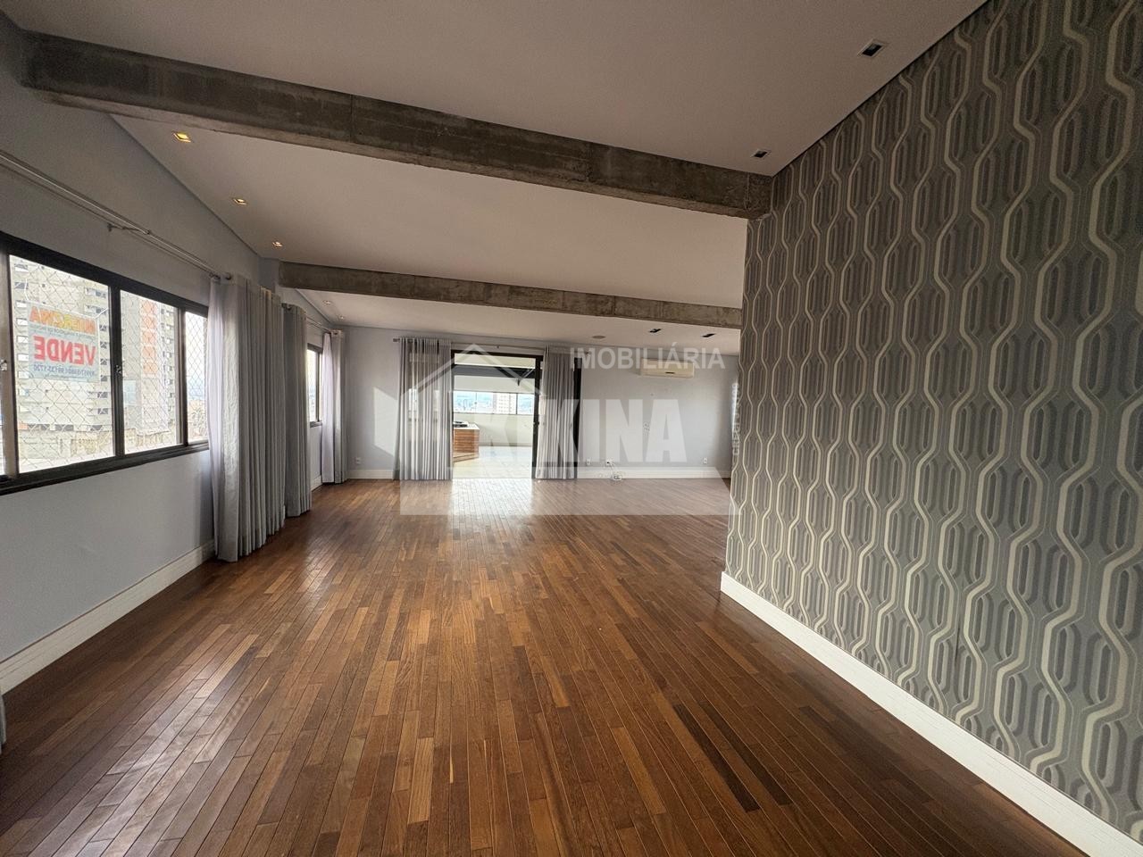Apartamento à venda em Centro, Ponta Grossa — Portal Chave Fácil
