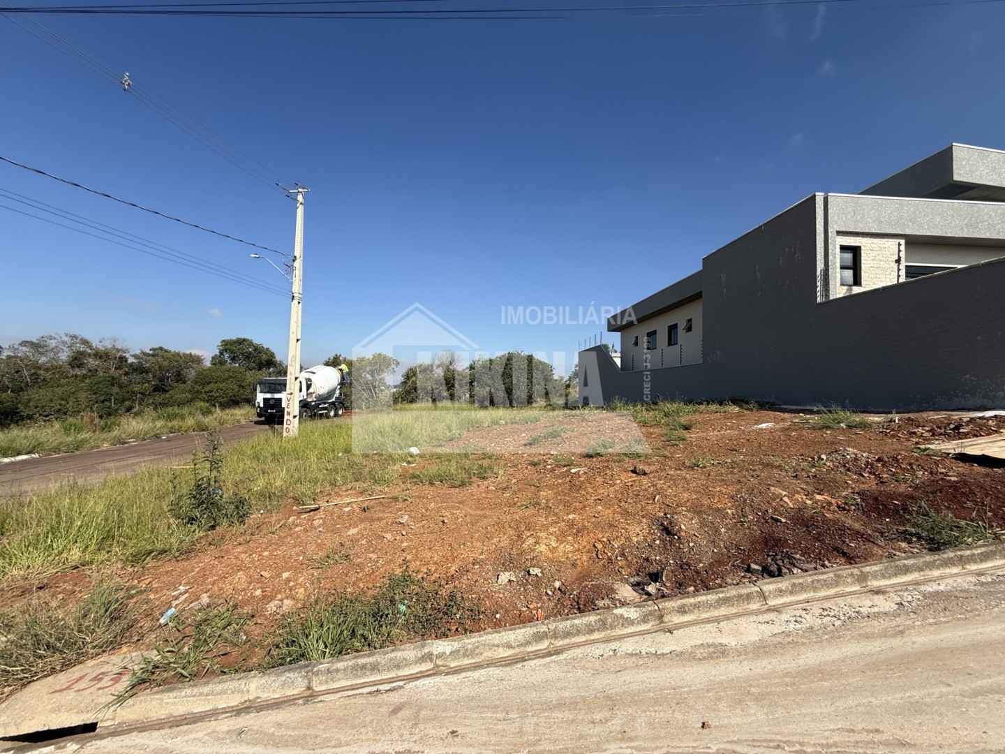 Terreno/Área à venda em Cara-cara, Ponta Grossa — Portal Chave Fácil