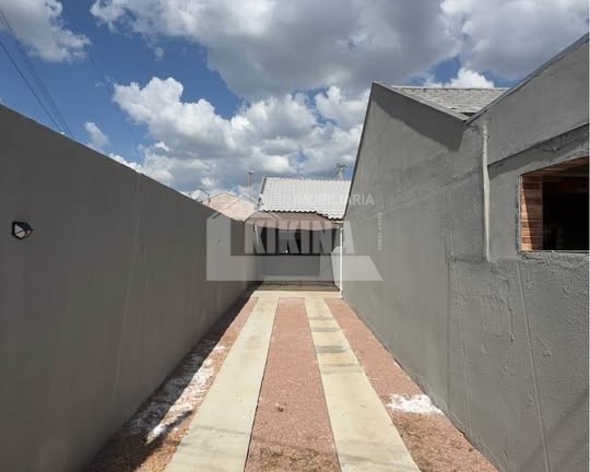 Casa à venda em Uvaranas, Ponta Grossa — Portal Chave Fácil